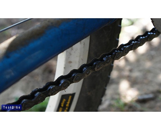 KMC K710 Kool 2010, Ggabbi képe lánc